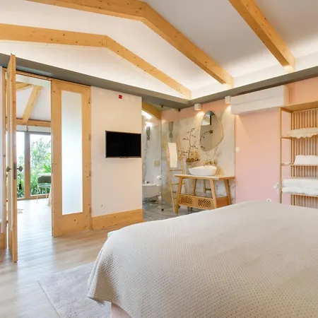 D'olivia Lovely Homes