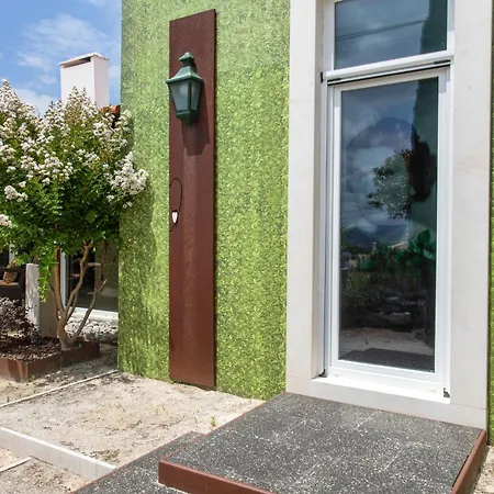 D'olivia Lovely Homes *
